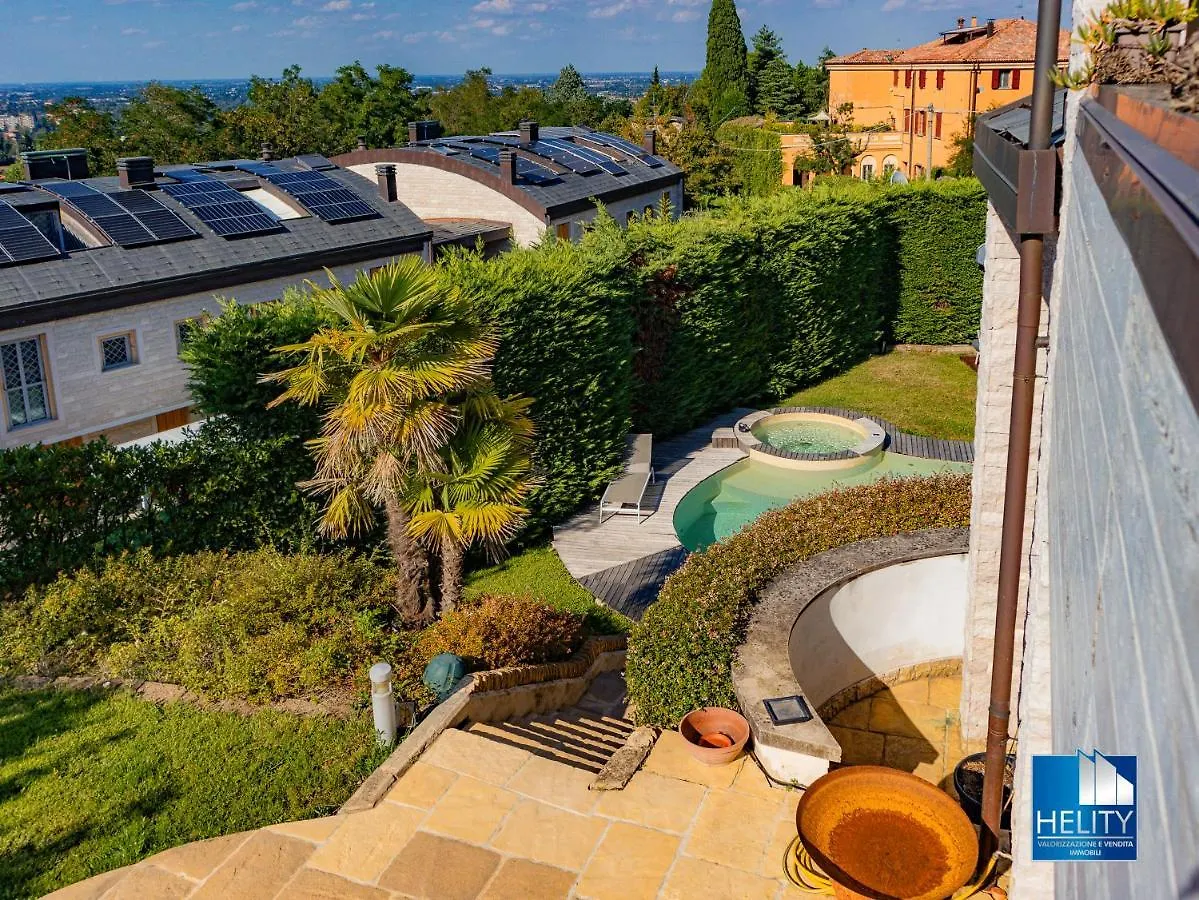 Blissful HavenLuxurious Villa With Pool* * * * * Bologna 0*,