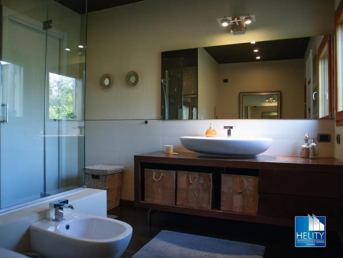 Blissful HavenLuxurious Villa With Pool* * * * * Bologna 0*,